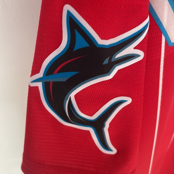 Miami Marlins City Connect Jazz Chisholm Jersey - Picture 6 of 6